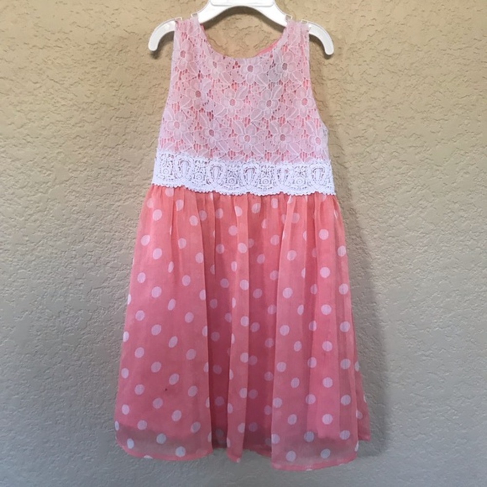 Girls dress